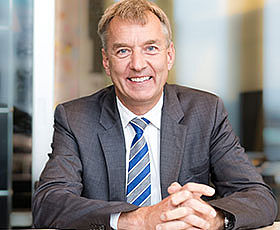 Paco R. Hauser